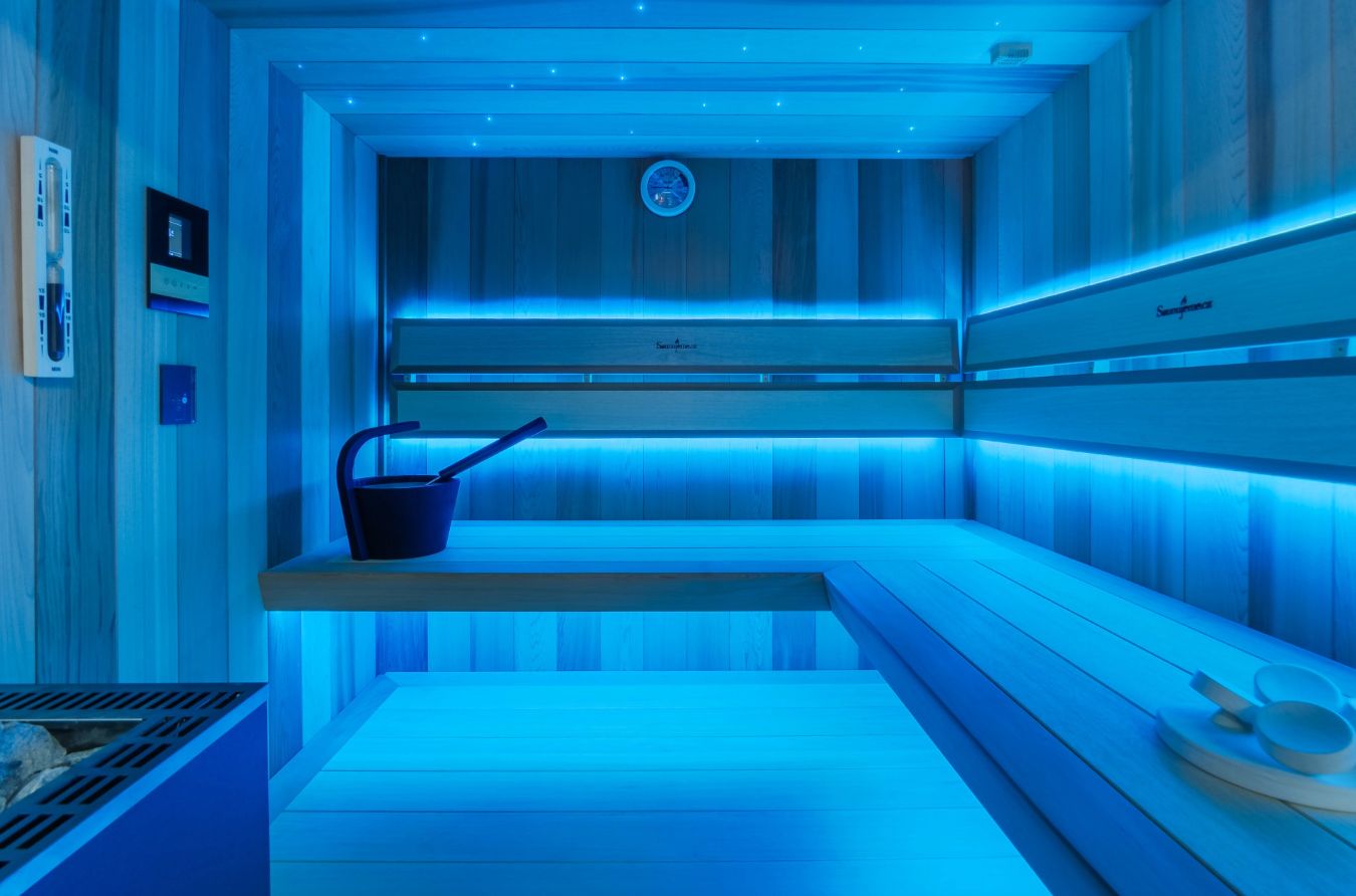 Finská sauna nebo infrasauna: jak vybrat saunu, která vám bude dávat smysl